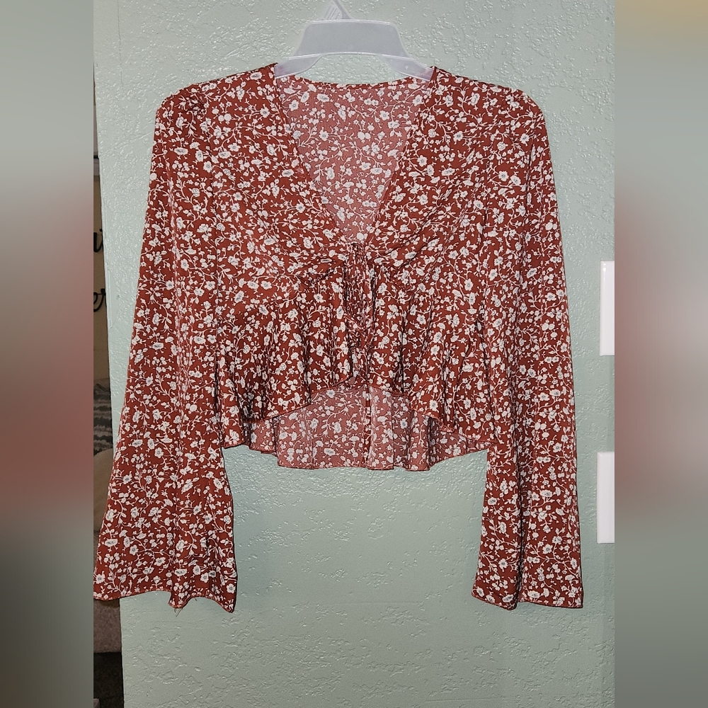 Red floral front tie long sleeve top - New